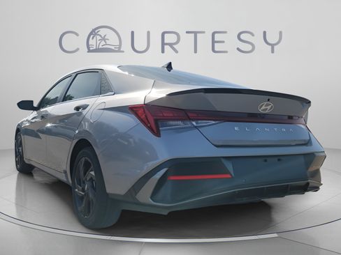 New 2026 Hyundai Elantra SEL Sport Premium FWD image 3