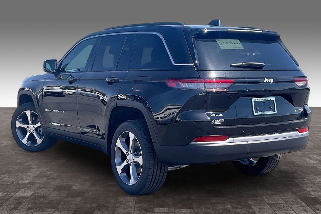 New 2026 Jeep Grand Cherokee Limited AWD/4WD image 3