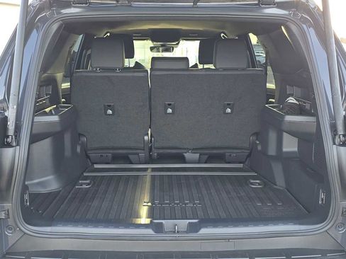 Certified 2025 Toyota 4Runner TRD Off-Road Premium image 16