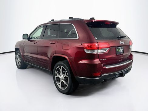 Used 2018 Jeep Grand Cherokee Limited AWD/4WD image 5