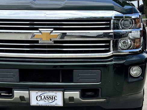 Used 2015 Chevrolet Silverado 2500 High Country w/ Duramax Plus Package AWD/4WD image 10