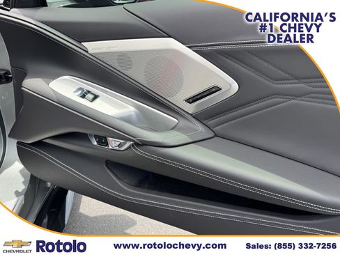 Used 2023 Chevrolet Corvette Z06 RWD image 9
