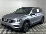 Used 2021 Volkswagen Tiguan SE w/ Panoramic Sunroof Package image 3
