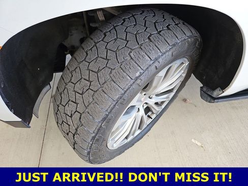 Certified 2021 GMC Yukon XL Denali w/ Denali Premium Package image 39