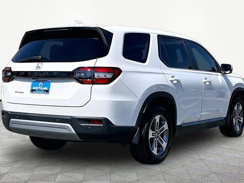 Certified 2025 Honda Pilot EX-L image 5