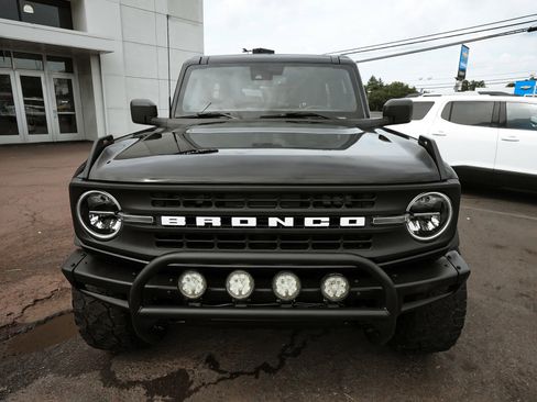 Used 2023 Ford Bronco Black Diamond AWD/4WD image 2