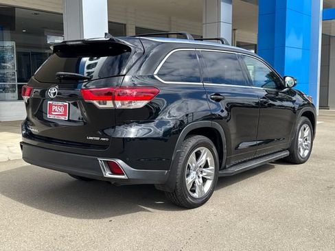 Used 2018 Toyota Highlander Limited AWD/4WD image 3