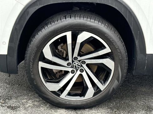 Used 2021 Volkswagen Atlas SEL Premium AWD/4WD image 8
