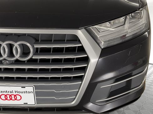 Used 2019 Audi Q7 2.0T Premium Plus w/ Premium Plus Package AWD/4WD image 11