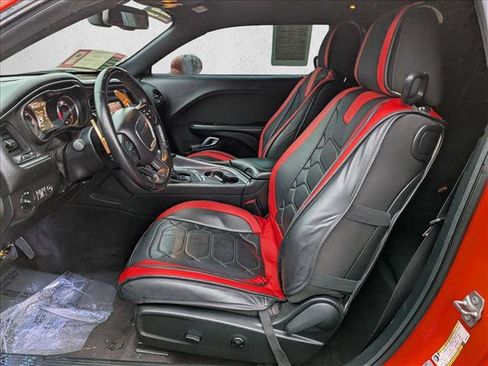 Used 2017 Dodge Challenger SXT w/ Cold Weather Group image 16