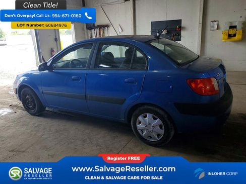 Used 2009 Kia Rio LX FWD image 3