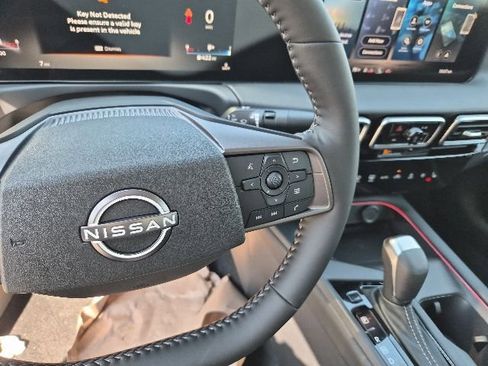 New 2026 Nissan Sentra SV FWD image 17