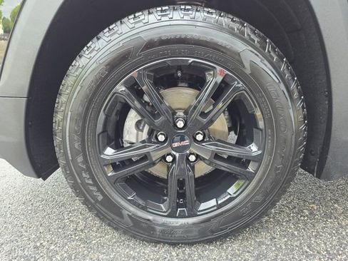 Used 2024 GMC Terrain AT4 w/ Infotainment Package II AWD/4WD image 28