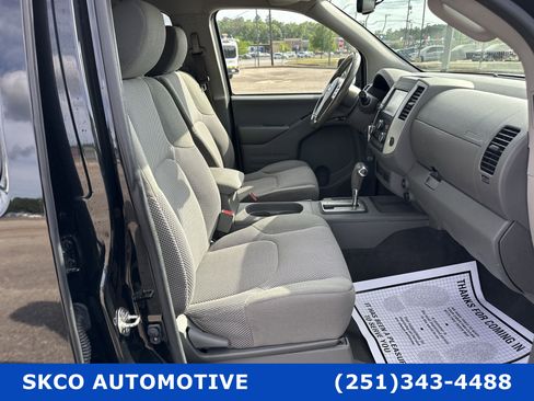 Used 2019 Nissan Frontier SV w/ Value Truck Package image 13