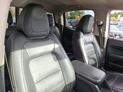 Used 2019 GMC Canyon Denali image 13
