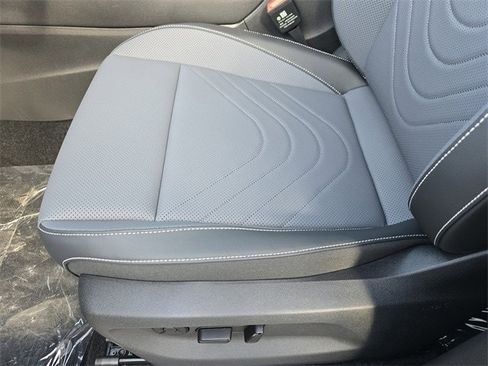 New 2026 Volkswagen Tiguan SE R-Line image 15