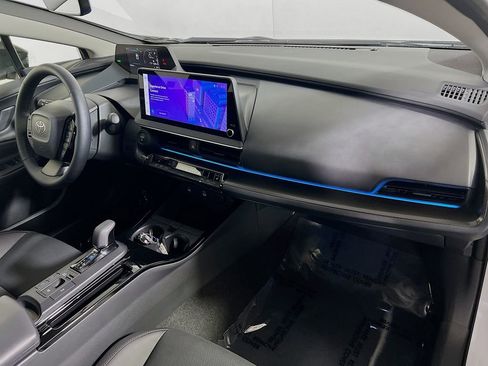 Used 2025 Toyota Prius AWD image 24