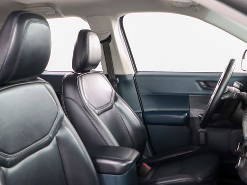 Used 2023 Ford Maverick Lariat w/ Equipment Group 500A Standard image 26