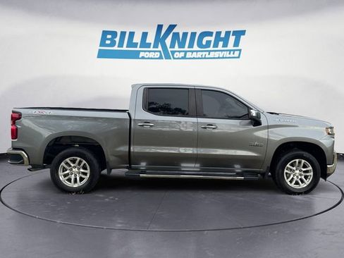 Used 2021 Chevrolet Silverado 1500 LT w/ Convenience Package II image 6
