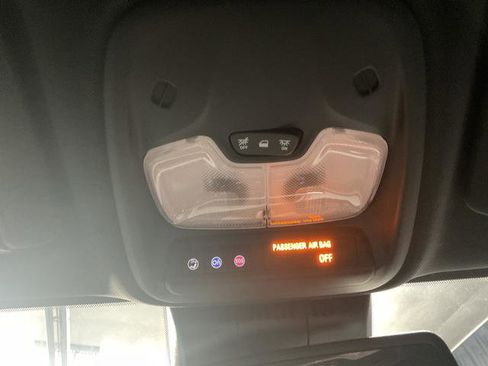 Used 2023 Chevrolet Colorado Z71 w/ Z71 Convenience Package 2 image 22