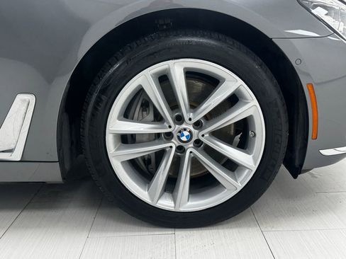Used 2019 BMW 750i xDrive w/ Executive Package image 37