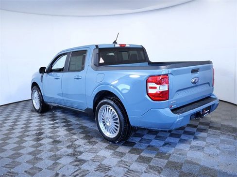 Used 2022 Ford Maverick Lariat w/ Equipment Group 500A Standard image 6