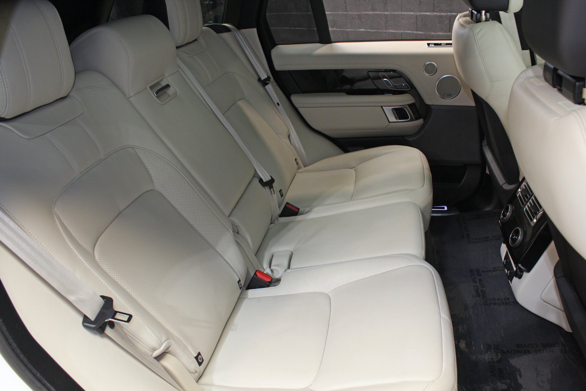 Used 2022 Land Rover Range Rover P525 Westminster Edition AWD/4WD image 48