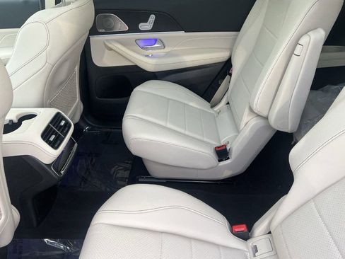 Certified 2025 Mercedes-Benz GLS 450 4MATIC image 26