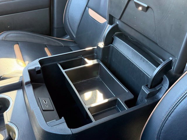 Used 2023 GMC Yukon AT4 w/ AT4 Premium Plus Package AWD/4WD image 60
