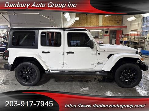 Used 2021 Jeep Wrangler Unlimited Sahara w/ Cold Weather Group image 7