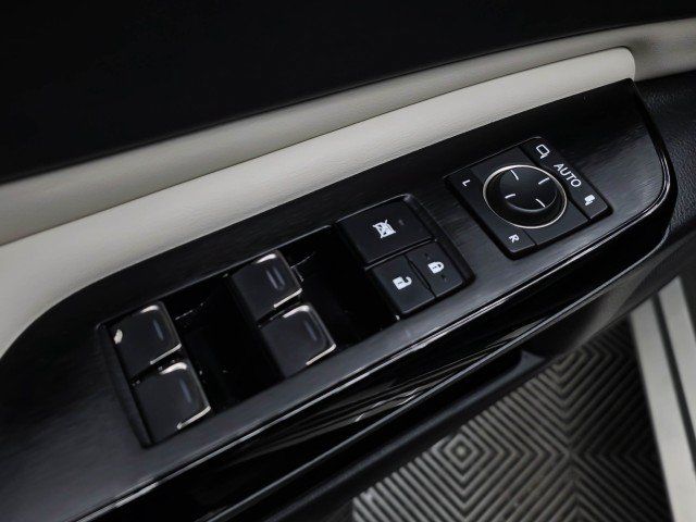 Used 2023 Lexus ES 350 w/ Premium Package FWD image 37