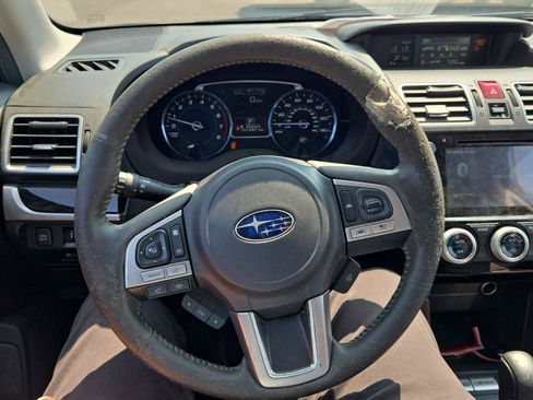 Used 2018 Subaru Forester 2.5i Touring w/ Popular Package #2 AWD/4WD image 17