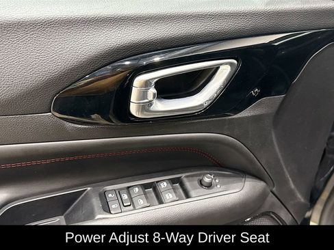 Used 2022 Jeep Compass Trailhawk w/ Trailhawk Convenience Group image 17