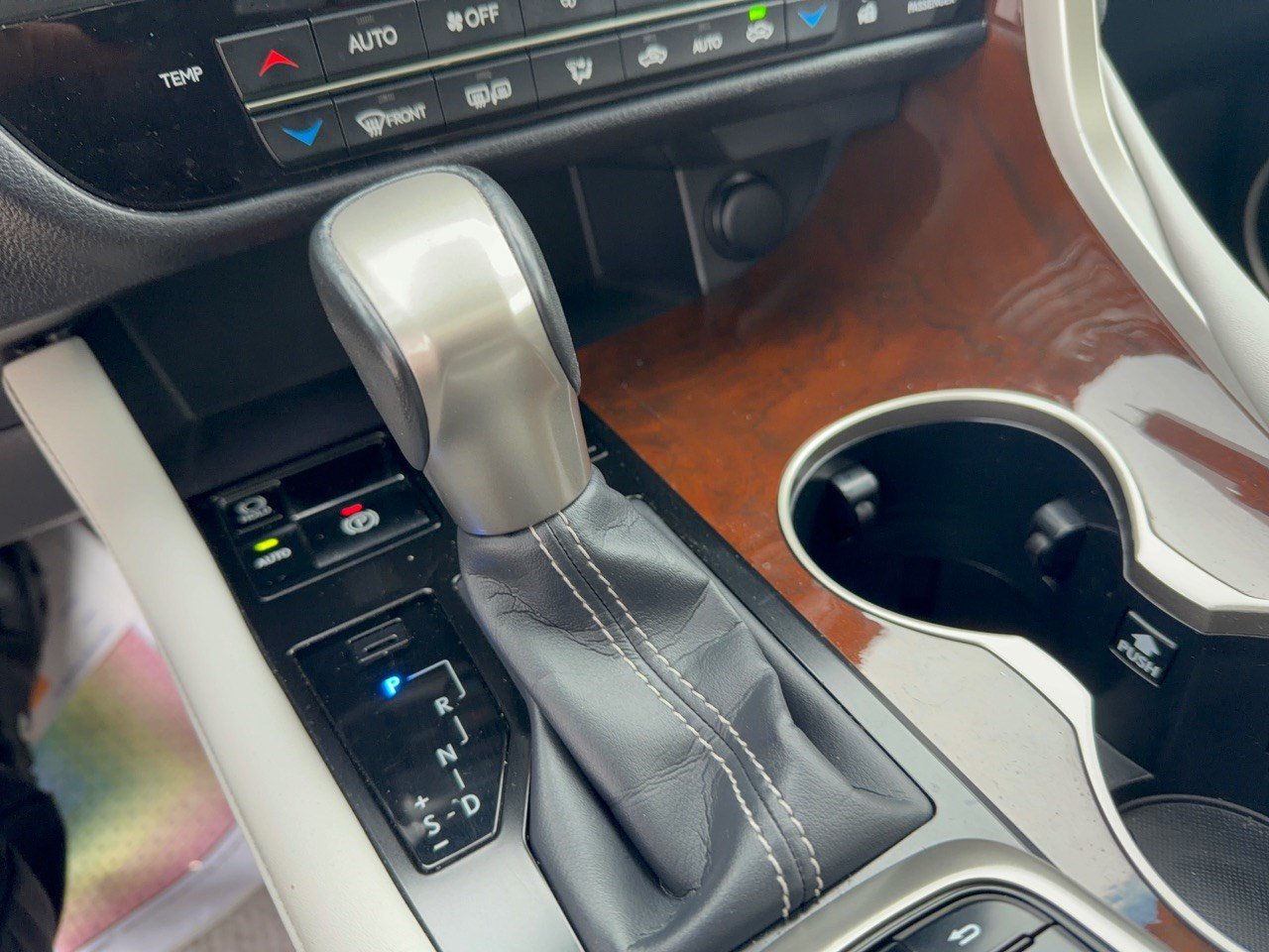 Used 2019 Lexus RX 350 AWD w/ Navigation Package image 21