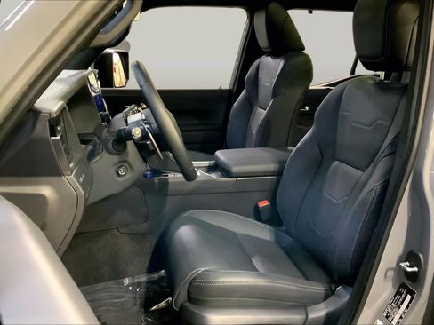 Certified 2024 Lexus GX 550 w/ Cold Area Package AWD/4WD image 8