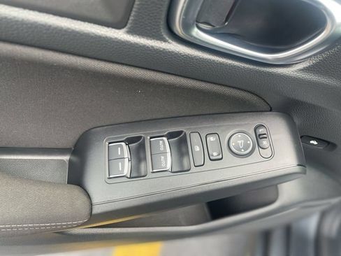 Used 2025 Honda Civic Sport image 15