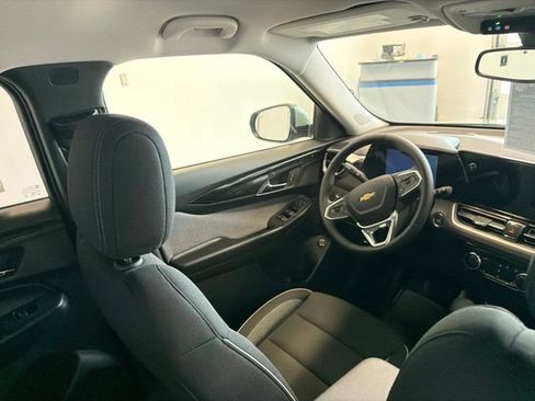 New 2026 Chevrolet TrailBlazer LT w/ Convenience Package AWD/4WD image 30