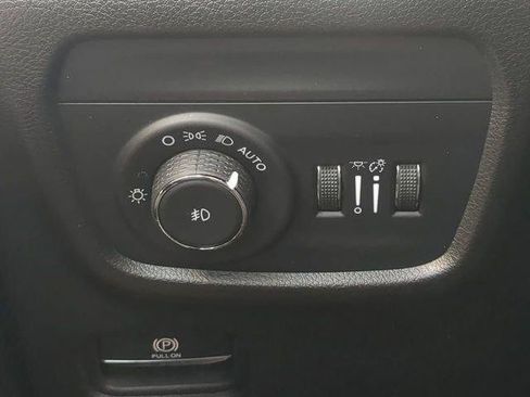 Certified 2023 Jeep Grand Cherokee Overland w/ Adv Protech Group III RWD image 30