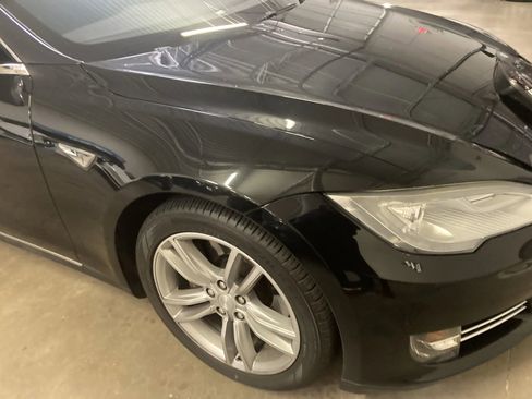 Used 2013 Tesla Model S RWD image 9