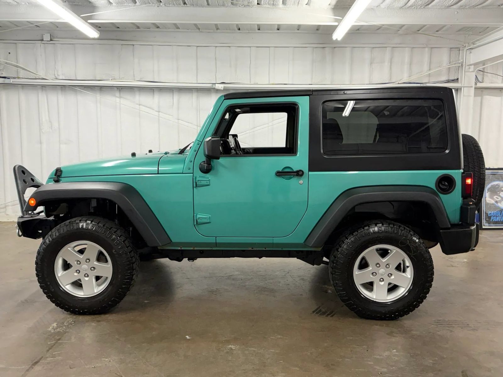 Used 2013 Jeep Wrangler Sport AWD/4WD image 7