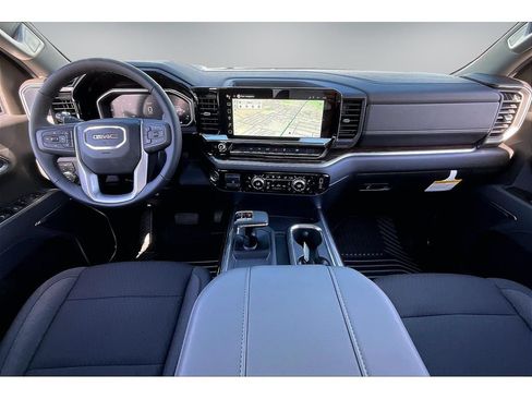 New 2026 GMC Sierra 1500 Elevation AWD/4WD image 5