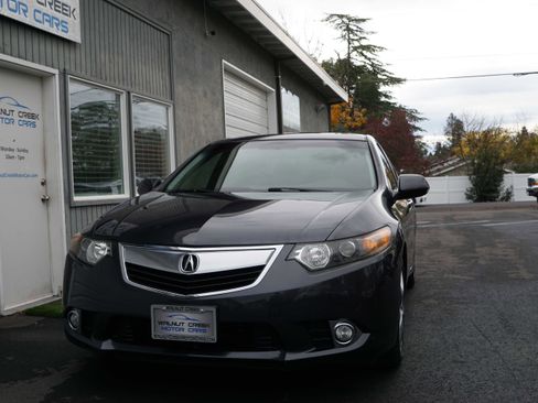 Used 2011 Acura TSX Sedan image 2