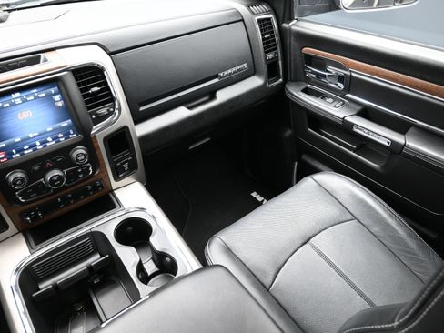 Used 2018 RAM 2500 Laramie w/ Snow Chief Group AWD/4WD image 37