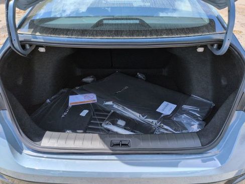 New 2026 Nissan Sentra SR w/ Floor Mat Package FWD image 25