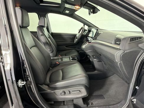 Used 2025 Honda Odyssey Sport-L image 25