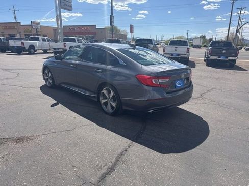 Used 2018 Honda Accord Touring image 6