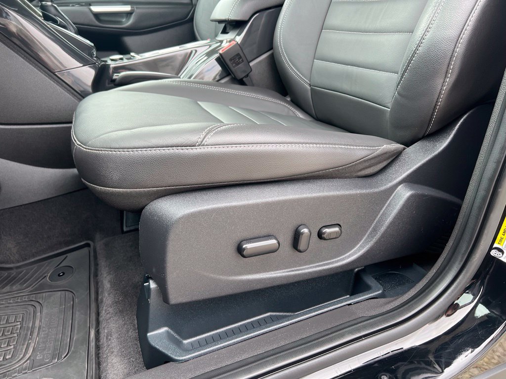 Used 2016 Ford Escape Titanium AWD/4WD image 15