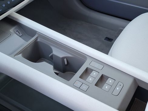 Certified 2023 Hyundai Ioniq 6 SEL image 14