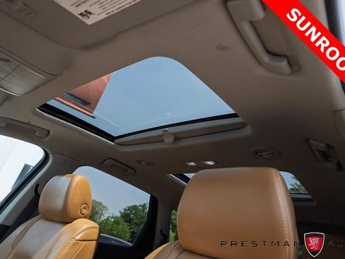 Used 2018 Buick Enclave Premium w/ Experience Buick Package AWD/4WD image 8