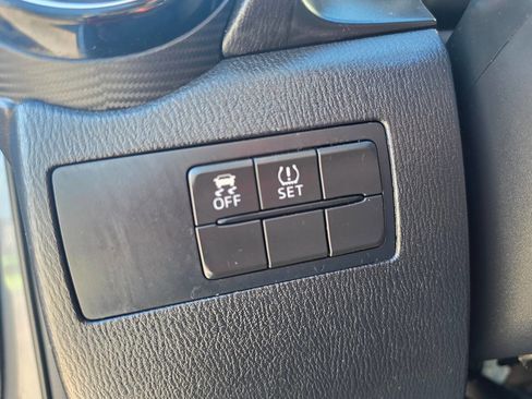 Used 2017 Toyota Yaris iA FWD image 46